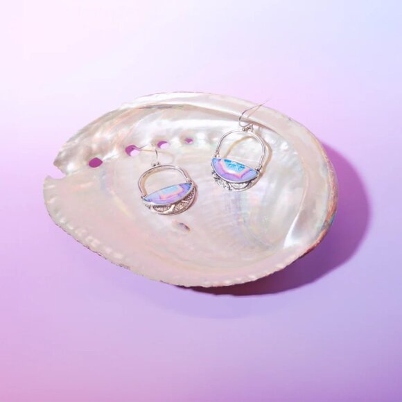 Geode Style French Hook Silver Earrings Pinks Purples Blues NWT - Picture 6 of 7